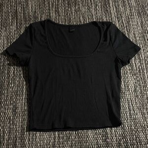 SHEIN ribbed tee shirt black